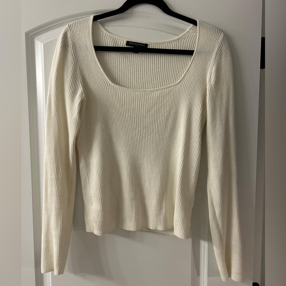 Banana Repulic White Ribbed Long Sleeve Top